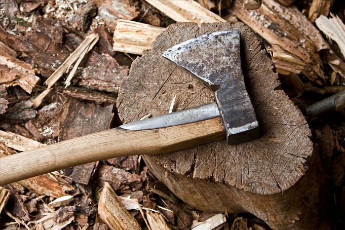 Hatchet Vs Axe. What Is The Difference?